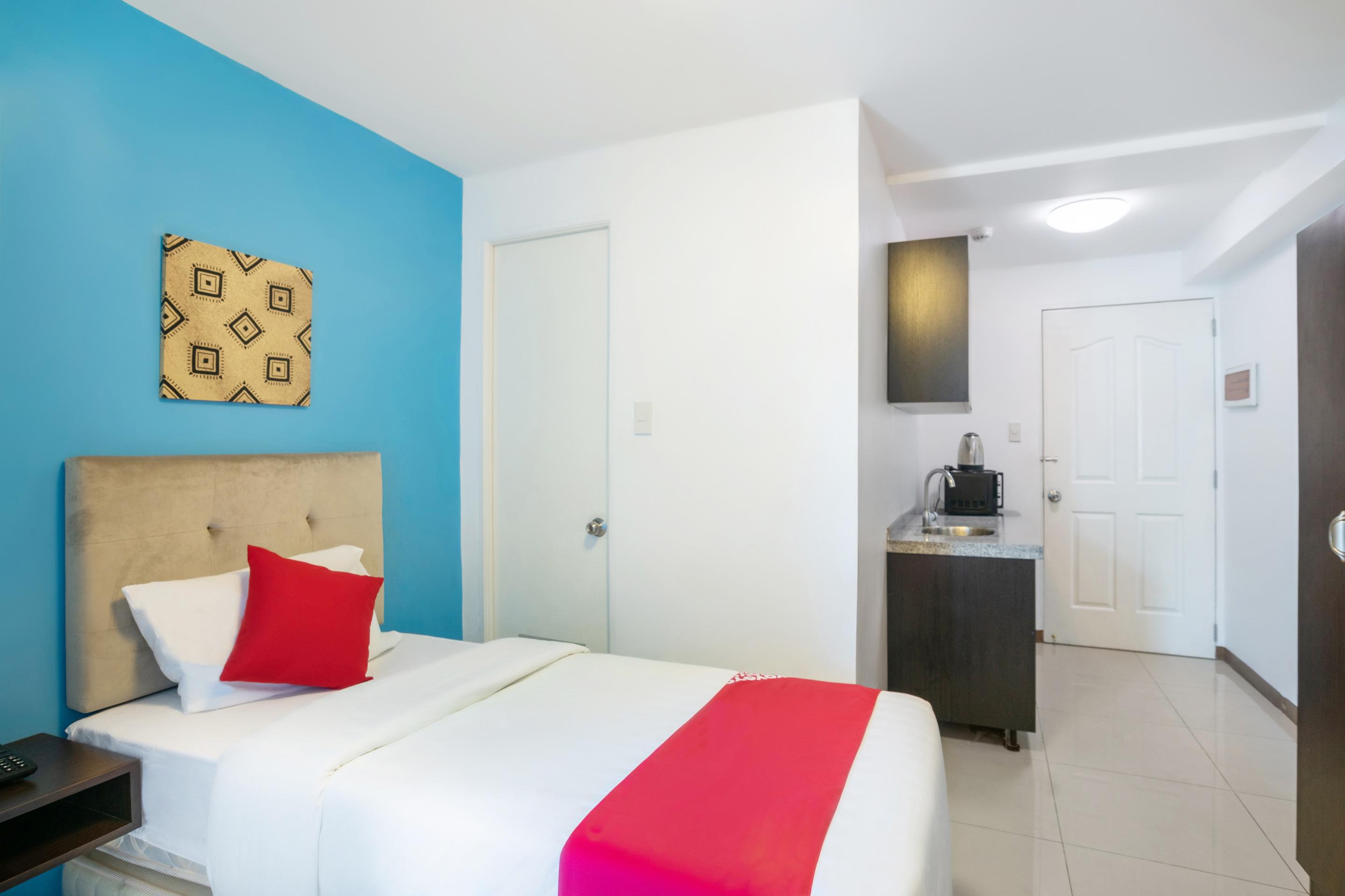 Melbourne Suites Makati City Exteriér fotografie